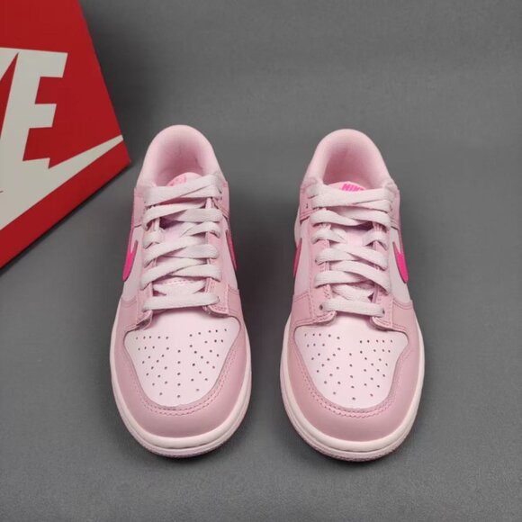 Nike Dunk Low “Pink Foam” | Full Original Box - Picture 2 of 6